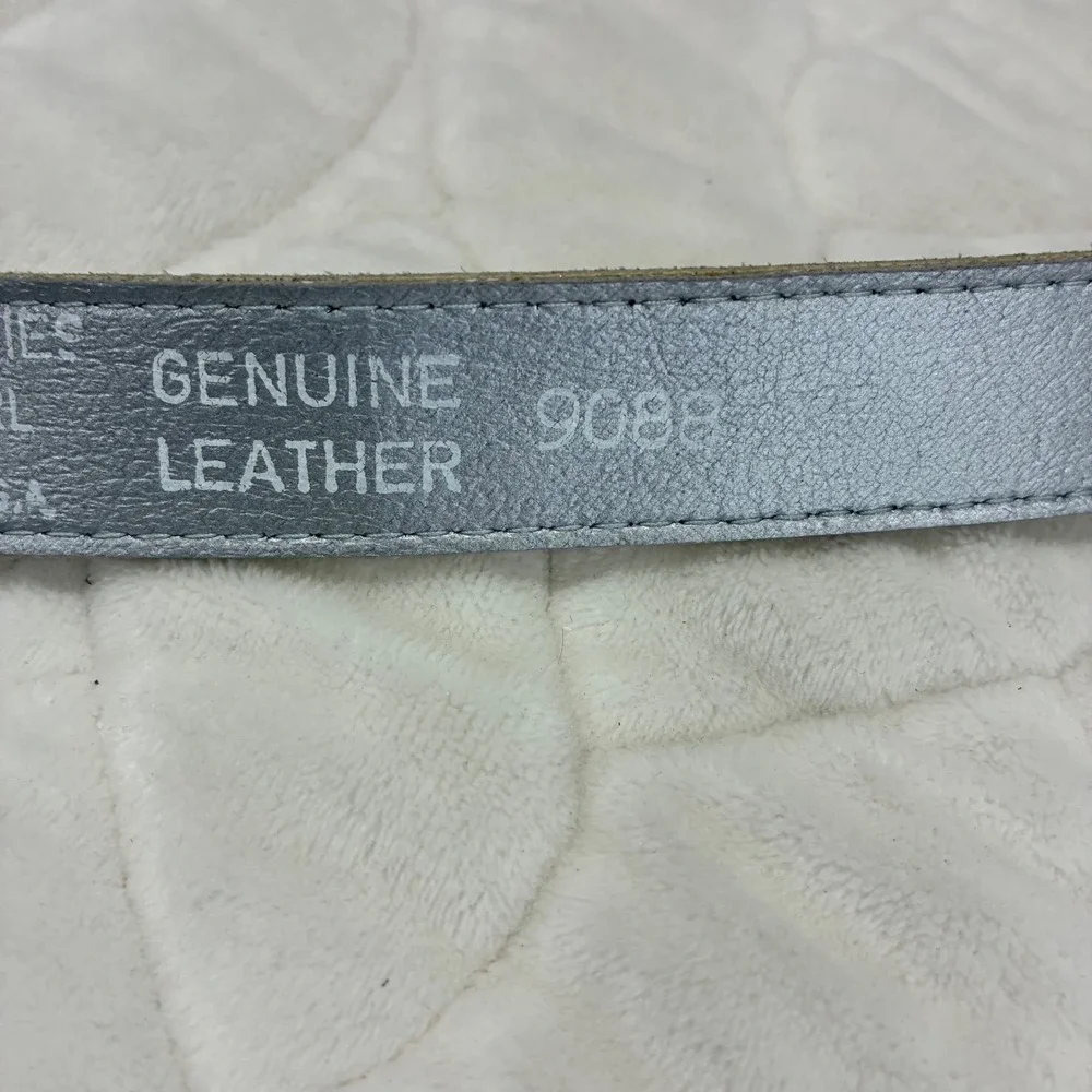 VTG Accessories by Pearl‎ Silver Snakeskin Genuine Leather Casual Belt Large